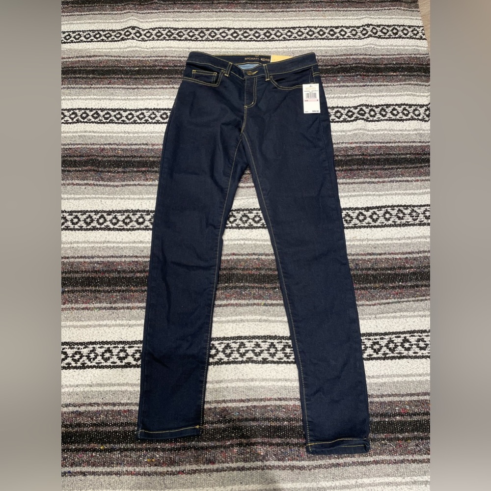 Brand new, never been worn with tags,  Michael Kors  Izzy Skinny mid rise jeans.